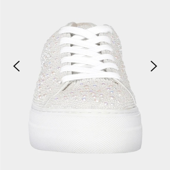 NEW IN BOX Betsy Johnson SIDNY all-over pearl platform sneaker! - Picture 3 of 6